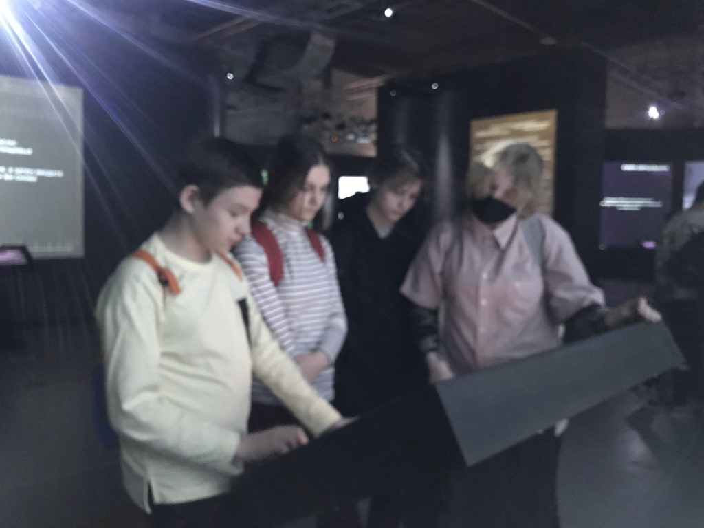 img 1